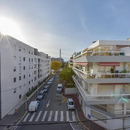 Apartment Palm District 2 Min To The Beaches